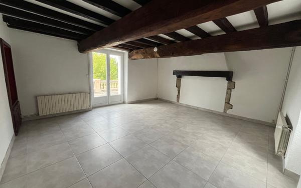 Maison à louer    6 pièces •  Jonquières