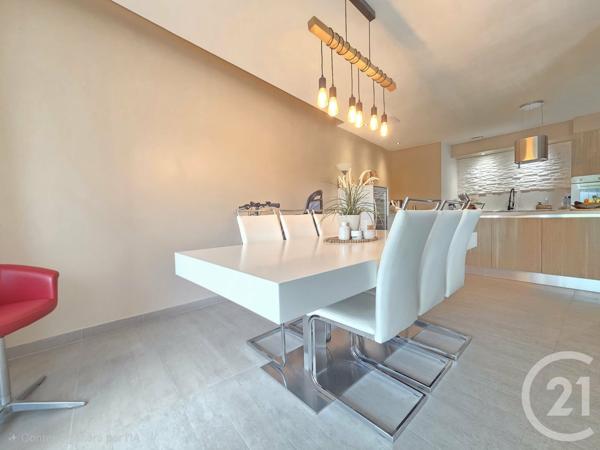 Appartement F4 à vendre  4 pièces - 106,78 m2 OLLIOULES - 83