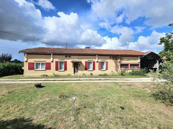 MAISON DE VILLAGE AVEC JARDIN