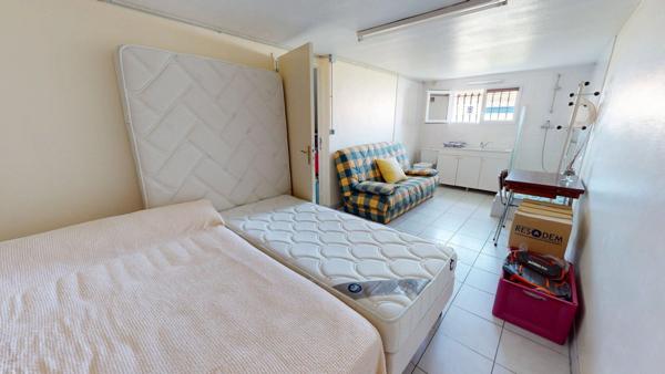 Maison à vendre à Royan - 3 pièces avec jardin et sous-sol