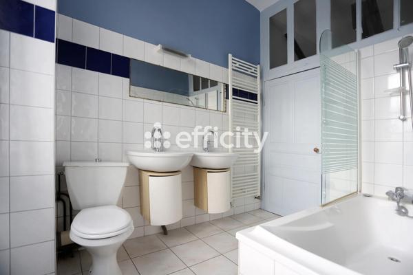 Maison 8 pièces - 225 m² Exclusivité efficity