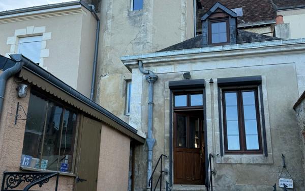 Maison à vendre    3 pièces • 100 m2 Mamers