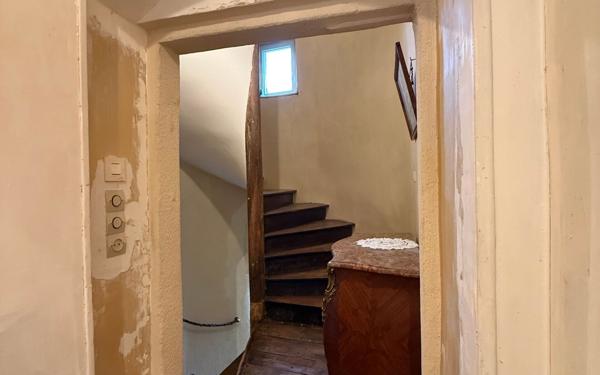 Maison à vendre    3 pièces • 100 m2 Mamers