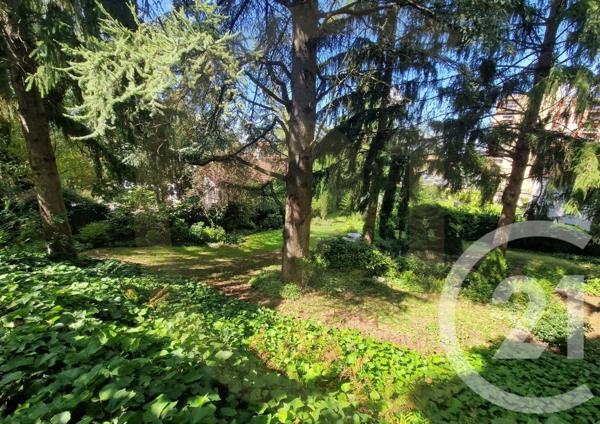 Maison à vendre  7 pièces - 220,62 m2 BOURGOIN JALLIEU - 38