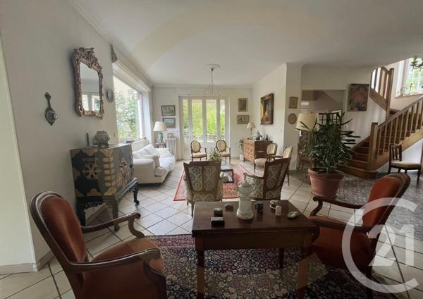 Maison à vendre  7 pièces - 220,62 m2 BOURGOIN JALLIEU - 38