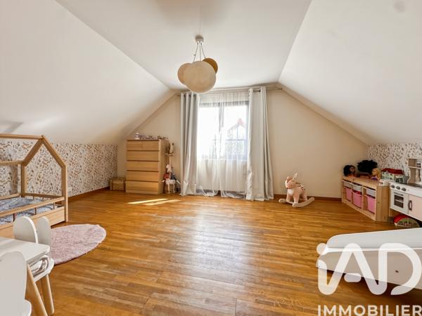 Maison à vendre 6 pièces 169 m² Chelles