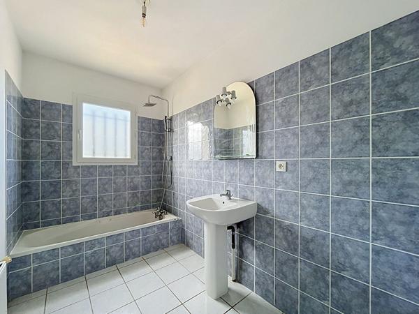 Villa Livron Sur Drome 4 pièce(s) 93 m2