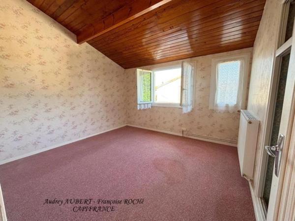 Maison à vendre 4 pièces SAINT JEAN D'ANGELY (17)