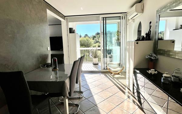 Appartement à vendre    4 pièces • 74,83 m2 Martigues