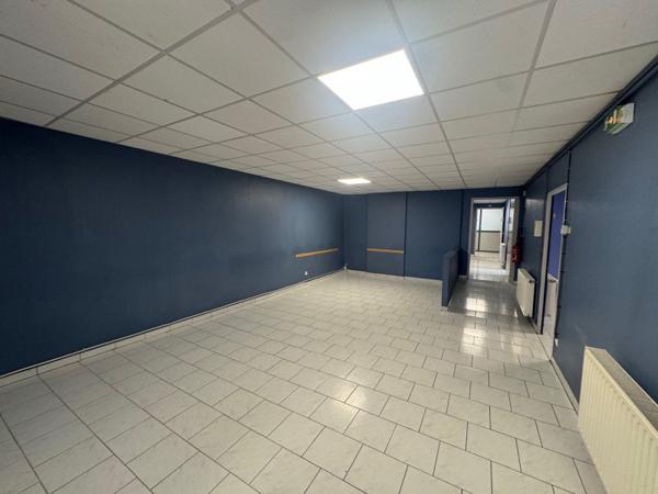 Bureau à Louer à ANZIN 2000 €