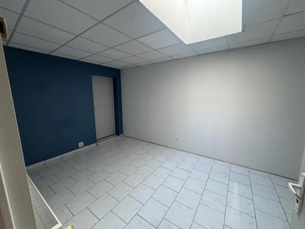 Bureau à Louer à ANZIN 2000 €