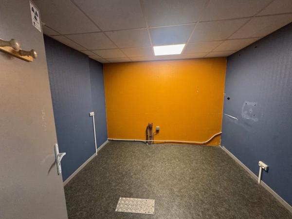 Bureau à Louer à ANZIN 2000 €