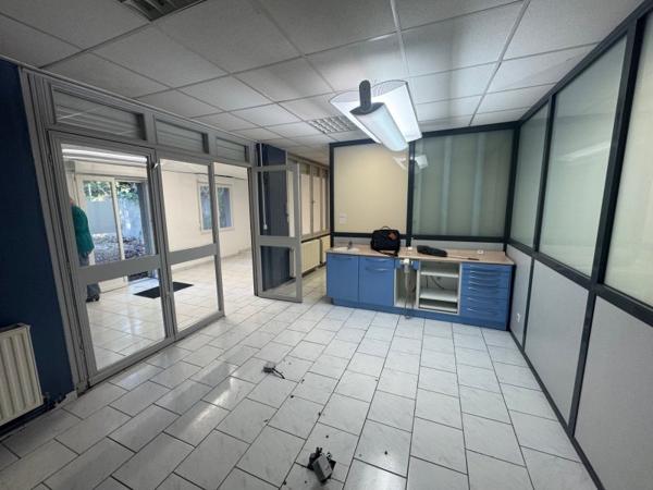 Bureau à Louer à ANZIN 2000 €