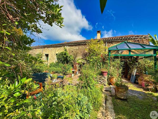 Maison en pierres plain-pied