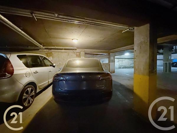 Parking à vendre  13 m 2   PARIS  - 75012