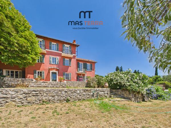Maison
         9 pièces
        - 248 m² Exclusivité 1 090 000 € *