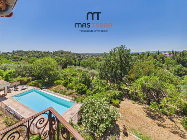 Maison
         9 pièces
        - 248 m² Exclusivité 1 090 000 € *