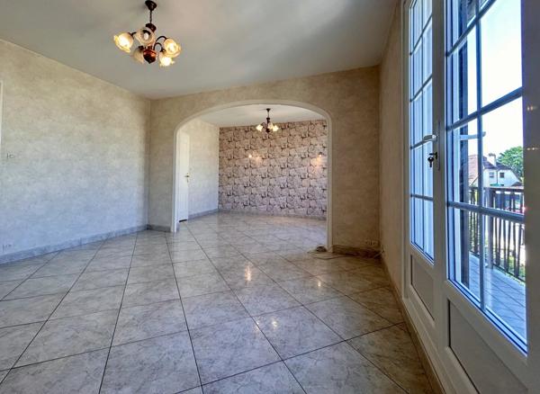Vente                                                      Maison
                        
                     4 pièces                      75 m2                     à Fourchambault
