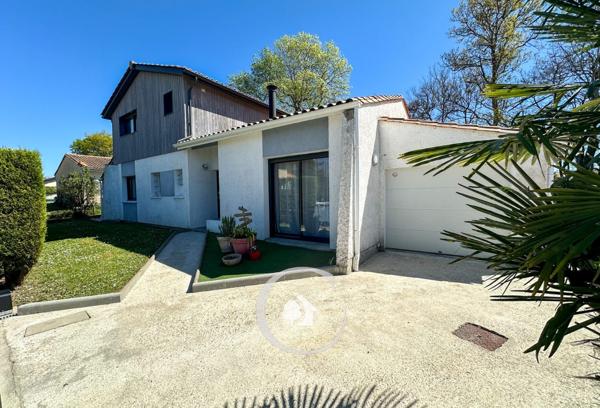 VILLA 135 M2 - 4 CHAMBRES - JARDIN & PISCINE - GARAGE