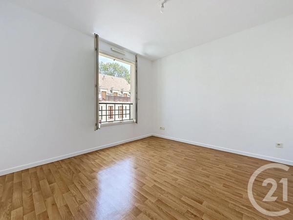 Appartement T2 à vendre  2 pièces - 42 m 2   BUC  - 78