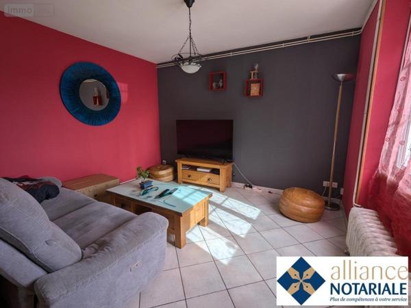 Maison à louer à Vire-Normandie dans le Calvados (14500), ref : 14076-L1023