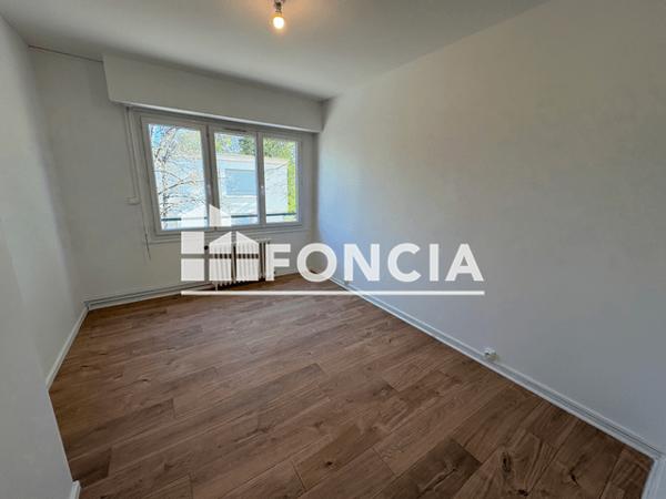 Location Appartement 3 pièces 54 m² - Pineuilh 33220