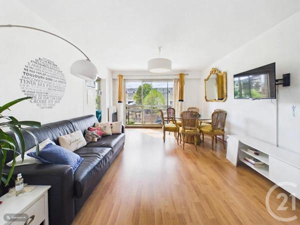 Appartement F3 à vendre  3 pièces - 71 m 2   CHARTRES  - 28