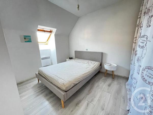 Maison à vendre  5 pièces - 70 m 2   AUNEAU BLEURY ST SYMPHORIEN  - 28