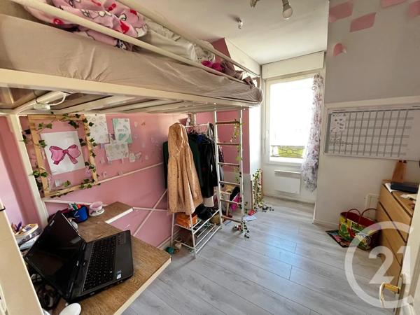Maison à vendre  5 pièces - 70 m 2   AUNEAU BLEURY ST SYMPHORIEN  - 28