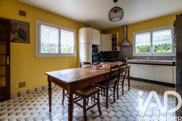Maison à vendre 10 pièces 258 m² Osny