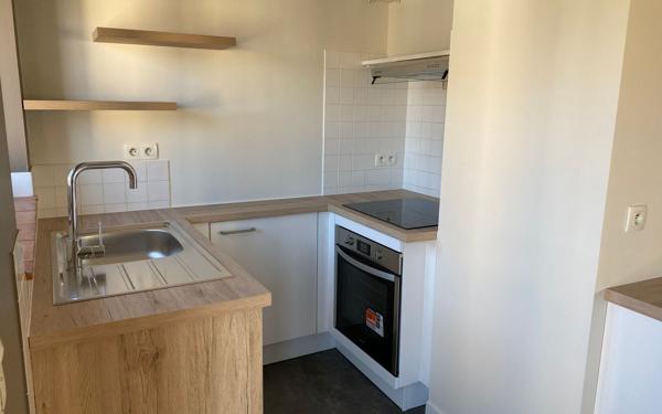 Appartement à louer    3 pièces • 79 m2 Castres