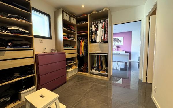 Maison à vendre    5 pièces • 193 m2 Marsilly