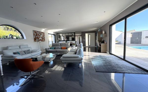 Maison à vendre    5 pièces • 193 m2 Marsilly