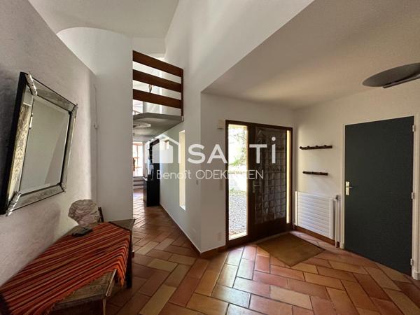 Maison d’architecte - Vue dominante sur Manosque