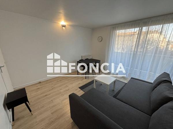 Location Studio 30.9 m² - Bagneux 92220