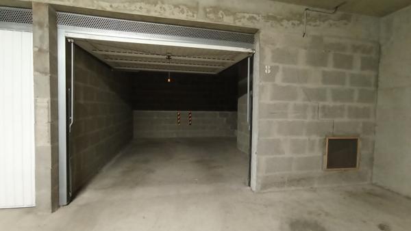 ANGERS QUARTIER NEY APPARTEMENT 45 m² avec garage fermé