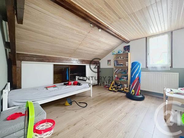 Maison à vendre  8 pièces - 147,17 m 2   NEUILLY SUR MARNE  - 93