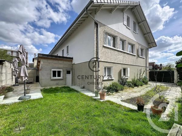 Maison à vendre  8 pièces - 147,17 m 2   NEUILLY SUR MARNE  - 93