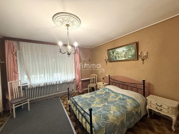 Vends à Boulay, une grande maison familiale de 6 chambres
