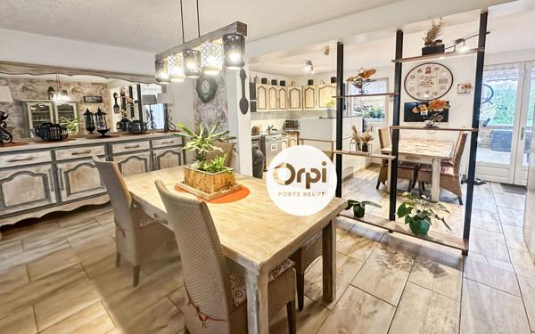 Maison à vendre    5 pièces •  Marquise