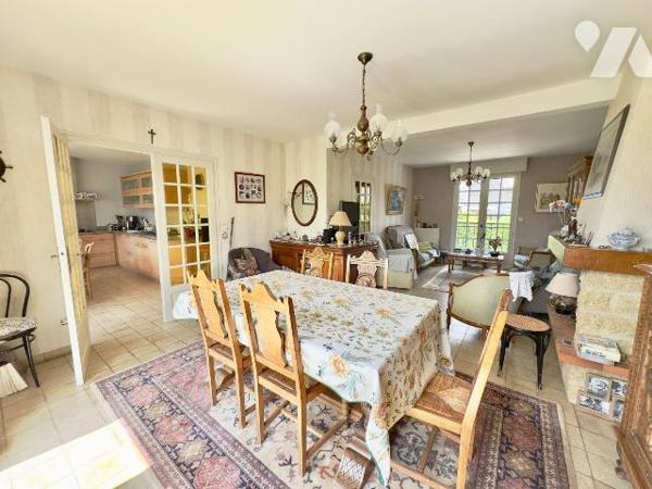 ÉTUDE TRENTE-CINQ NOTAIRES de CHANTEPIE ! À 250 mètres de l'école élémentaire des Deux Ruisseau...