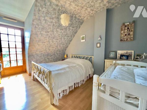 ÉTUDE TRENTE-CINQ NOTAIRES de CHANTEPIE ! À 250 mètres de l'école élémentaire des Deux Ruisseau...