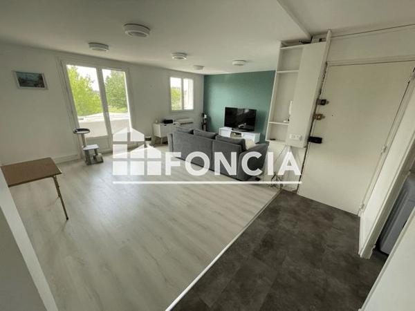 Location Appartement 3 pièces 63.2 m² - 185 GRANDE RUE Miribel 01700