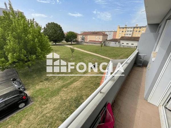 Location Appartement 3 pièces 63.2 m² - 185 GRANDE RUE Miribel 01700