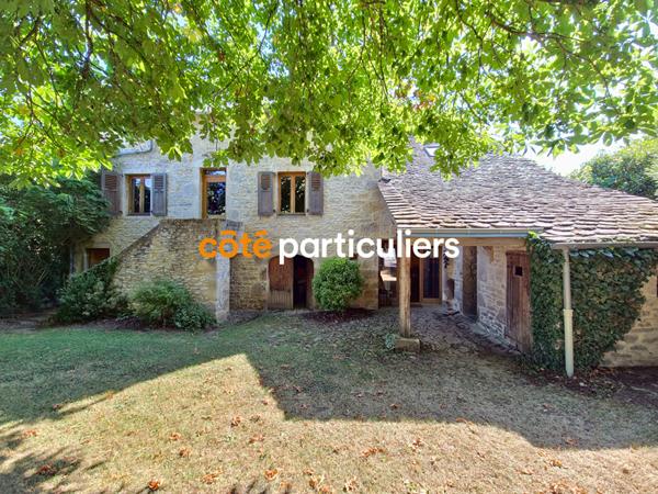 Vente Maison178 m² - 7 Pièces - AGEN D AVEYRON (12630)
