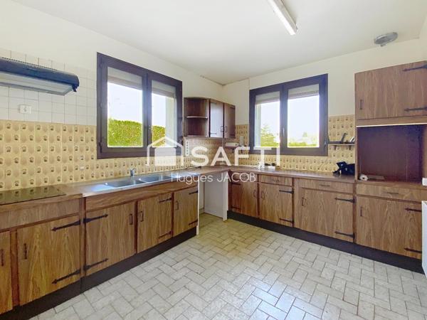 Maison de 145 m² avec 5 chambres, sous-sol et dépendances