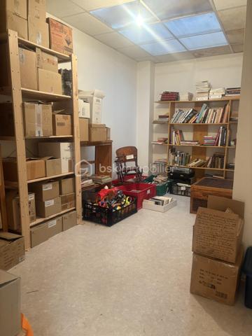 Local d'activités de 177 m²