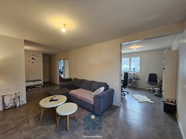 Appartement 3 pièces 1 chambre avec cave et parking
