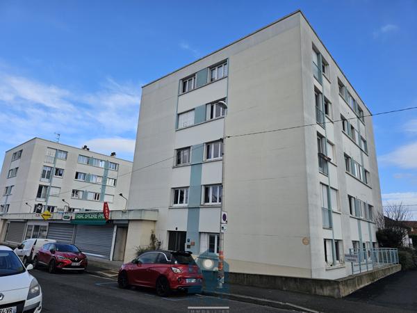 Appartement 3 pièces 1 chambre avec cave et parking