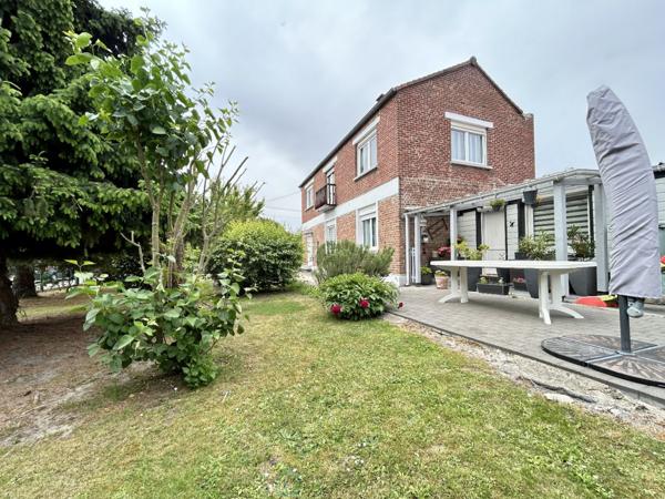 Belle maison individuelle avec grand garage de 70m2